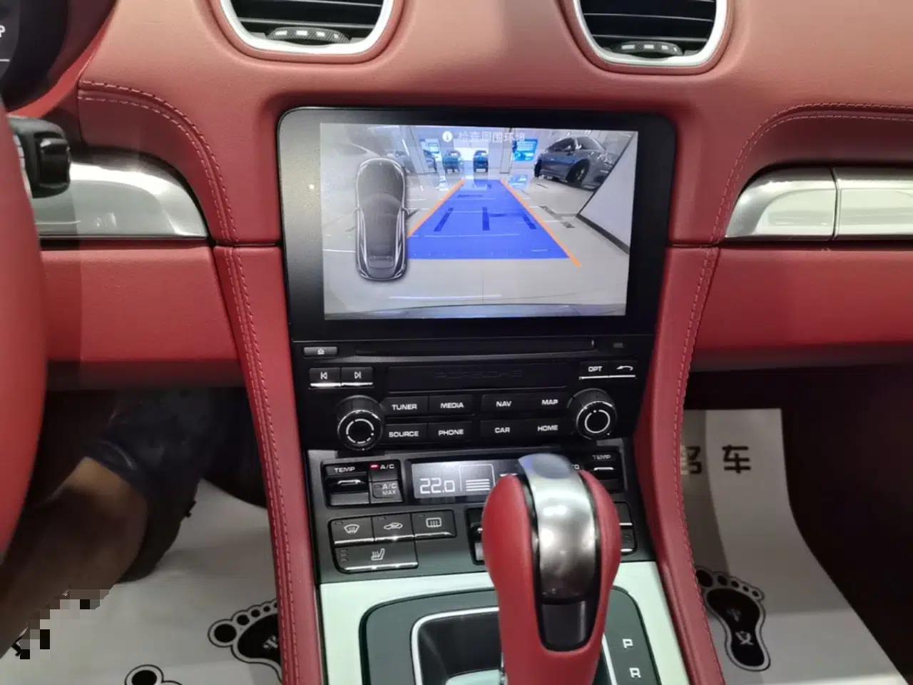 Porsche 718 2018 Cayman 2.0T — миниатюра 15
