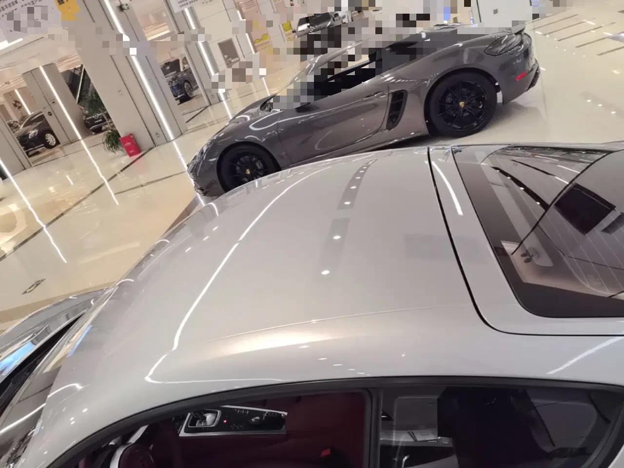 Porsche 718 2018 Cayman 2.0T — миниатюра 7