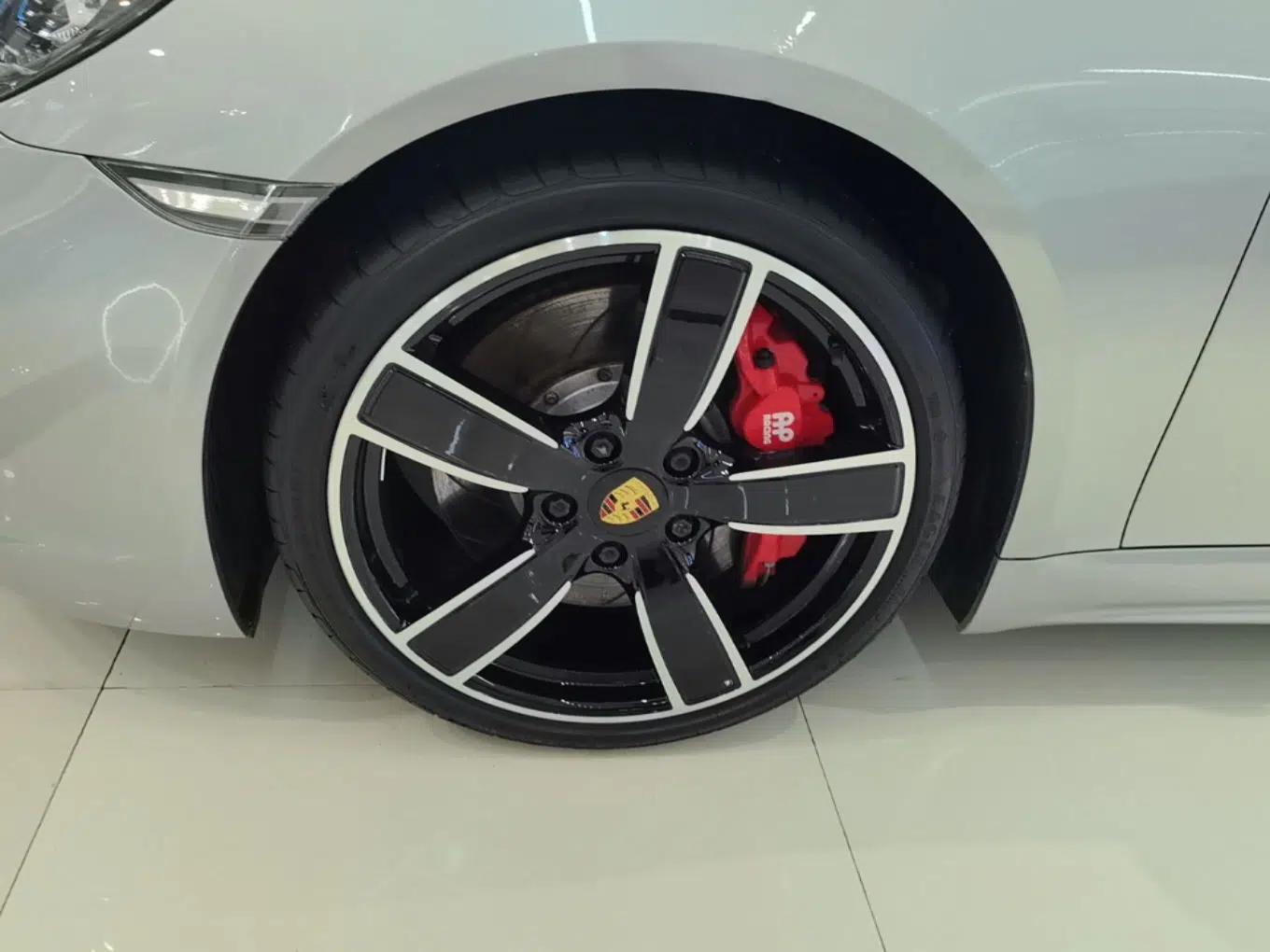 Porsche 718 2018 Cayman 2.0T — миниатюра 10