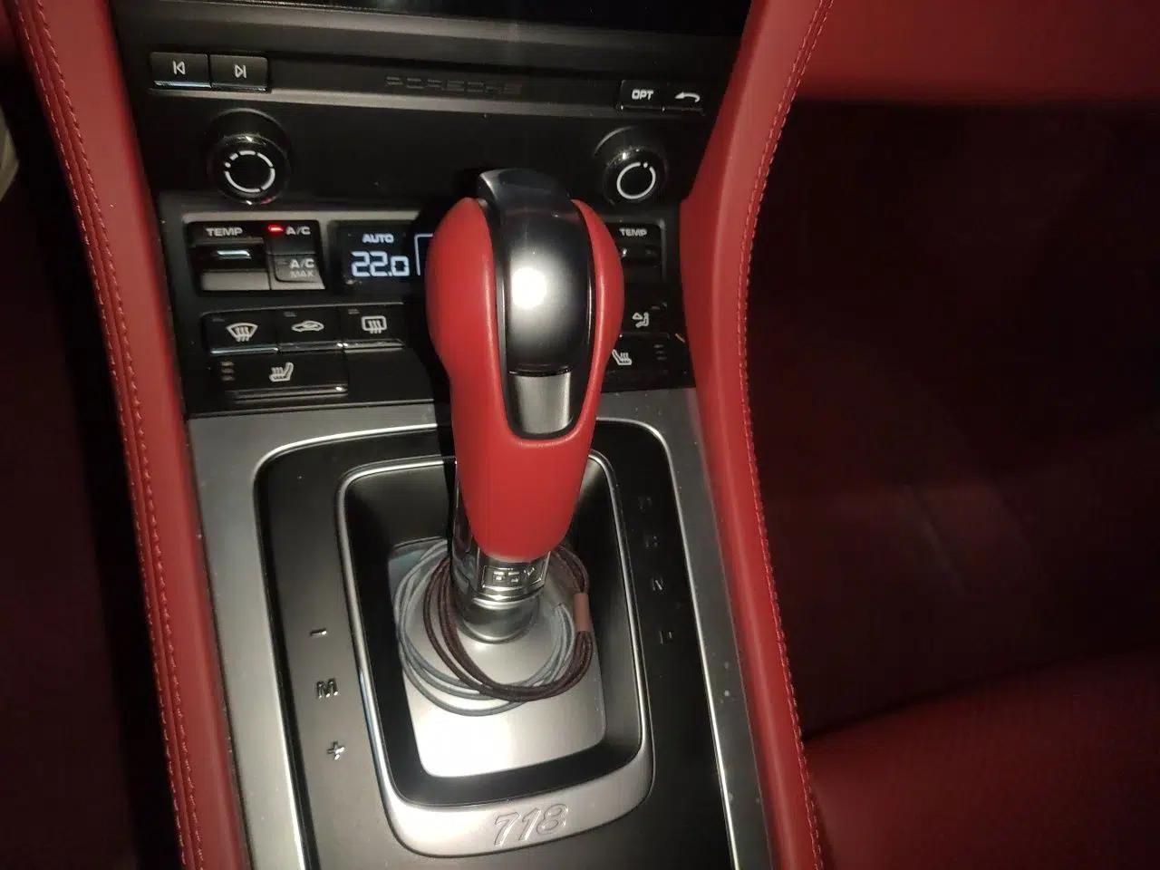 Porsche 718 2022 Boxster 2.0T — миниатюра 14