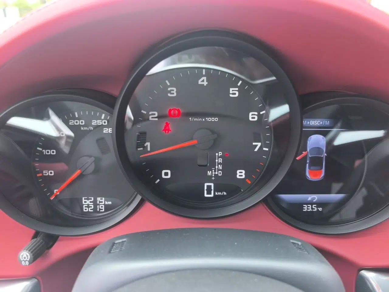 Porsche 718 2022 Boxster 2.0T — миниатюра 11