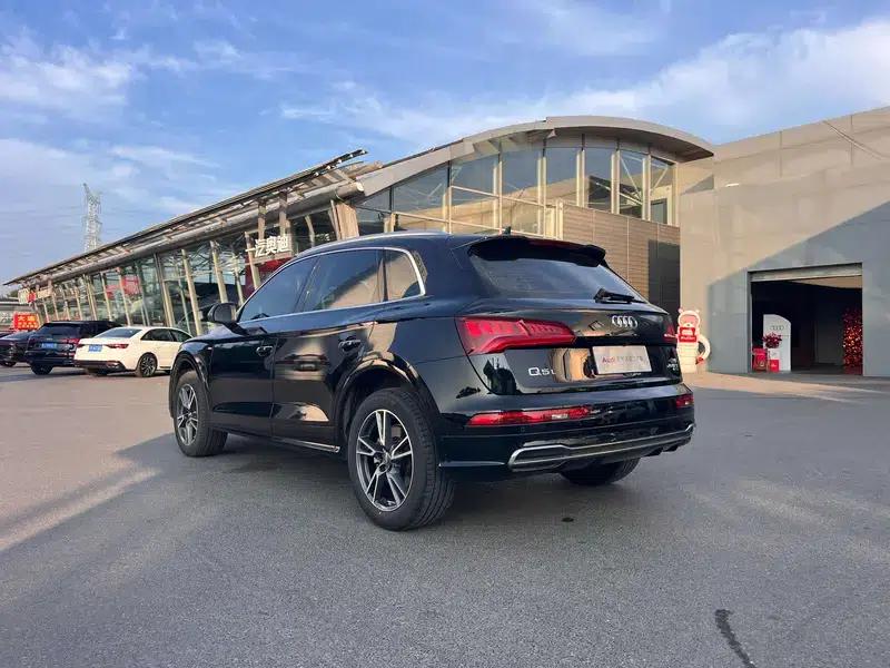 Audi Q5L 2020 40 TFSI Luxury Fashion Edition — миниатюра 4