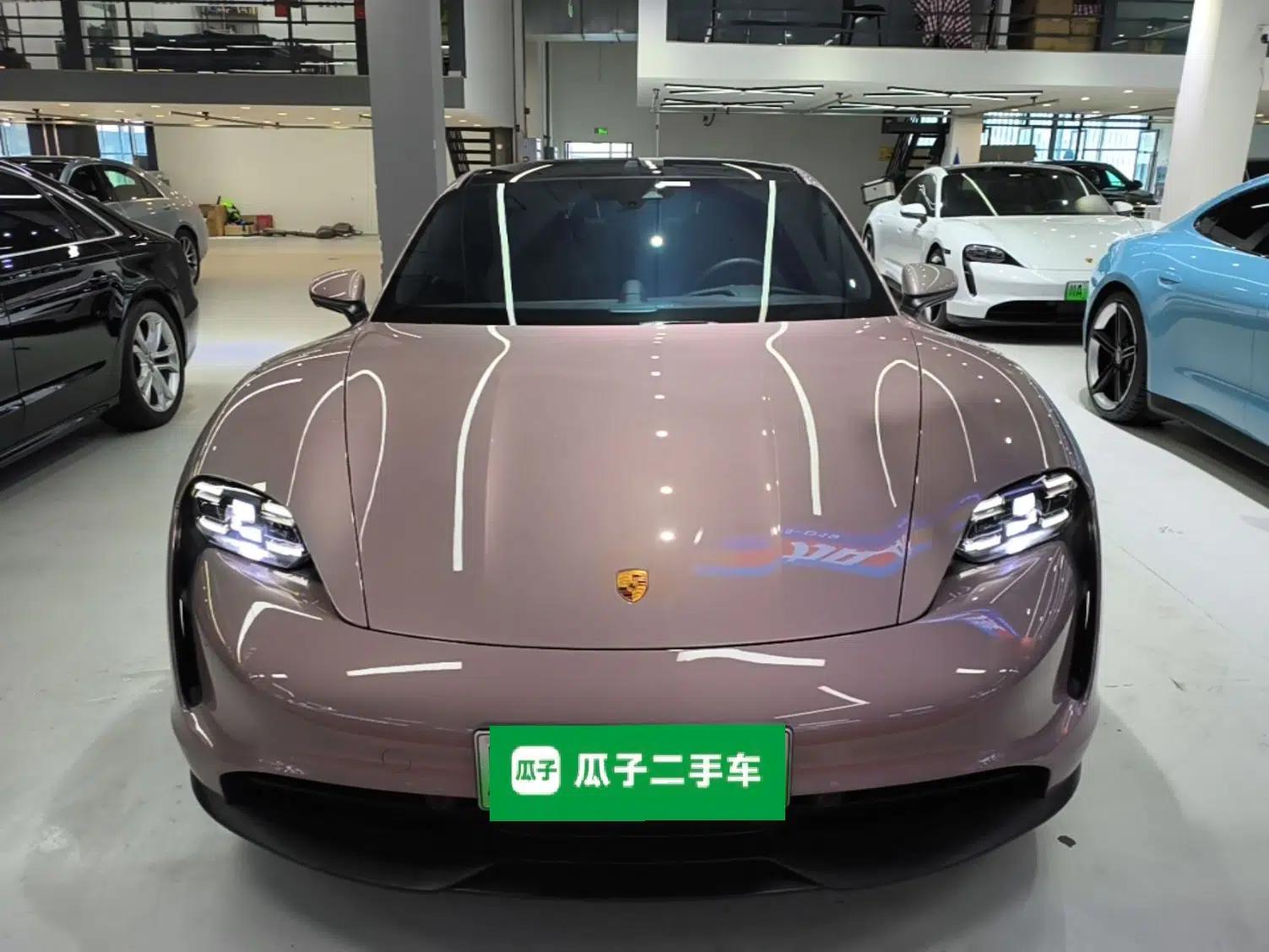 Porsche Taycan 2022-Year Updated Taycan — миниатюра 2
