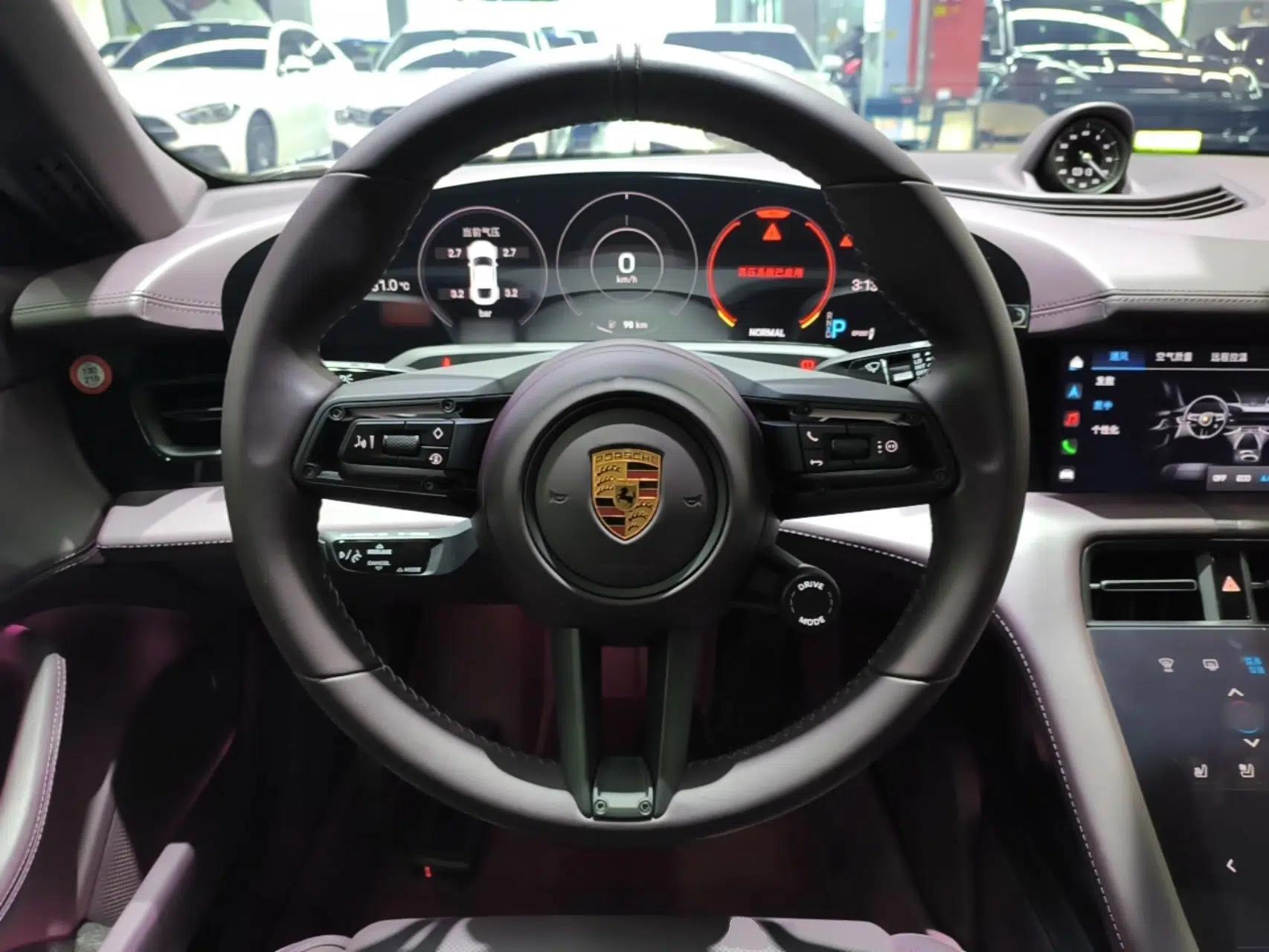 Porsche Taycan 2022-Year Updated Taycan — миниатюра 13