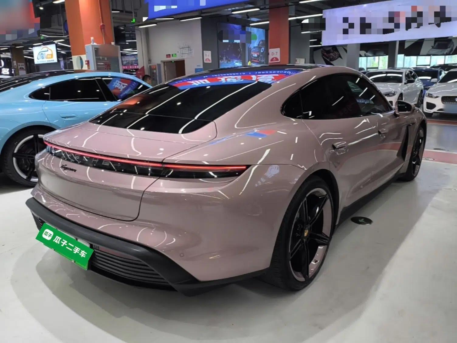 Porsche Taycan 2022-Year Updated Taycan — миниатюра 6