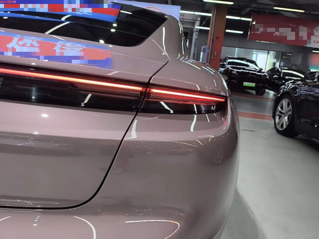 Porsche Taycan 2022-Year Updated Taycan — миниатюра 9