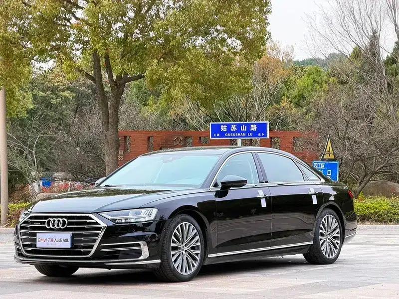 2019 Audi A8 A8L 50 TFSI quattro Luxury — миниатюра 1