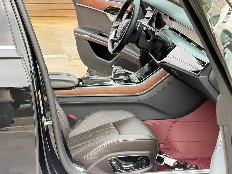 2019 Audi A8 A8L 50 TFSI quattro Luxury — миниатюра 7