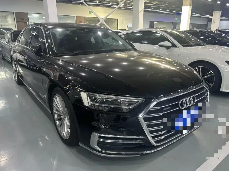 Audi A8 2019 Facelift Plus A8L 50 TFSI quattro Comfort — миниатюра 3