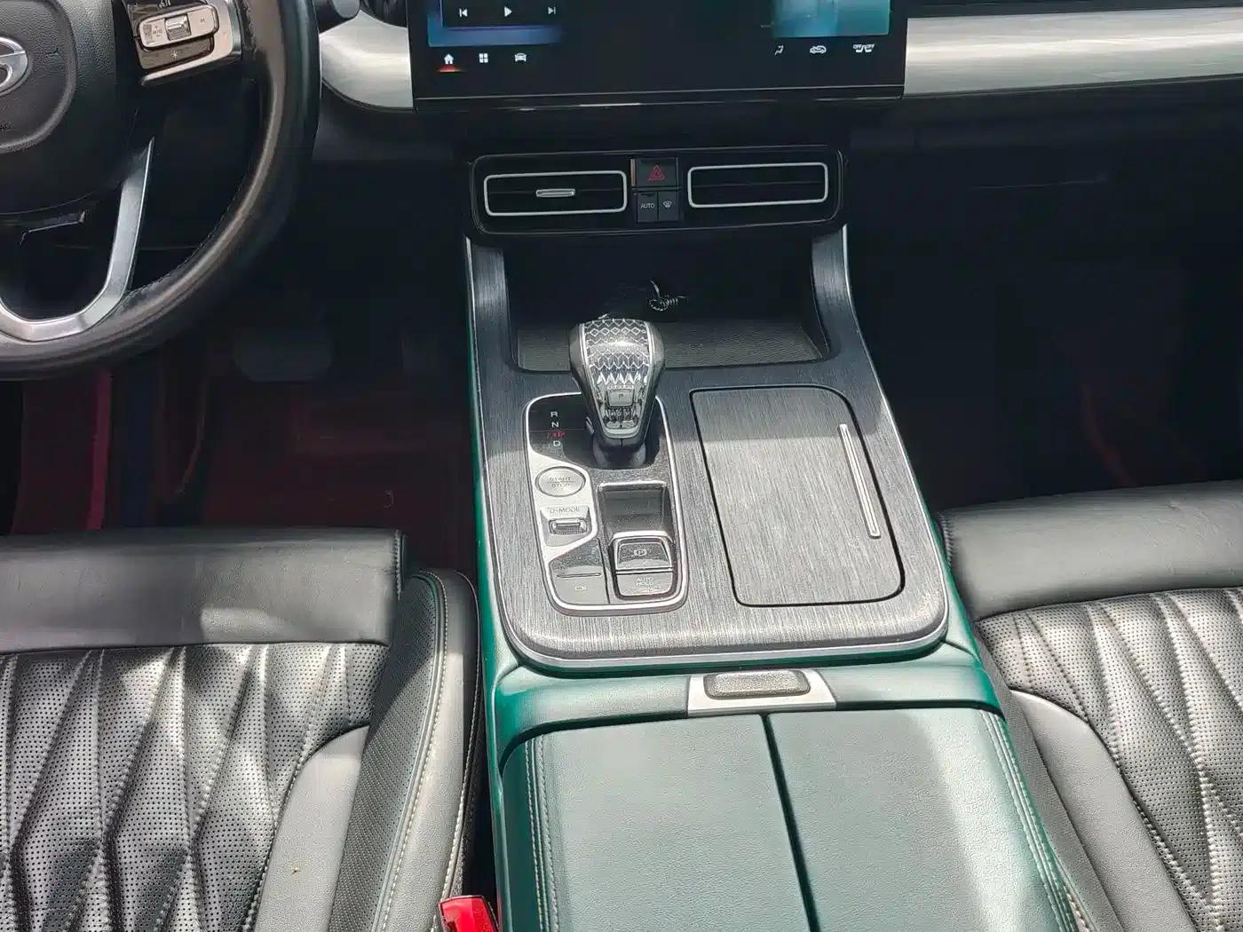 Trumpchi GS8 2022 Hybrid Series 2.0TM 2WD Premium Edition (7-seater) — миниатюра 8