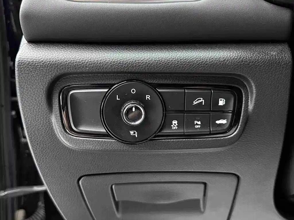 Trumpchi GS8 2021 390T 2WD Dark Knight Edition — миниатюра 17