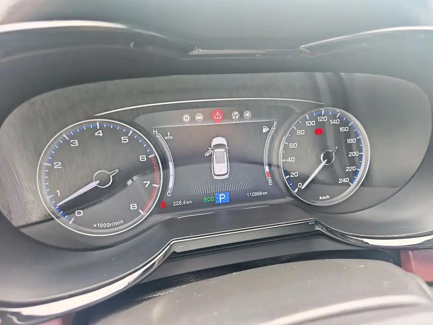 Trumpchi GS8 2017 320T 2WD Luxury Intelligent Connected Edition (7-seater) — миниатюра 6