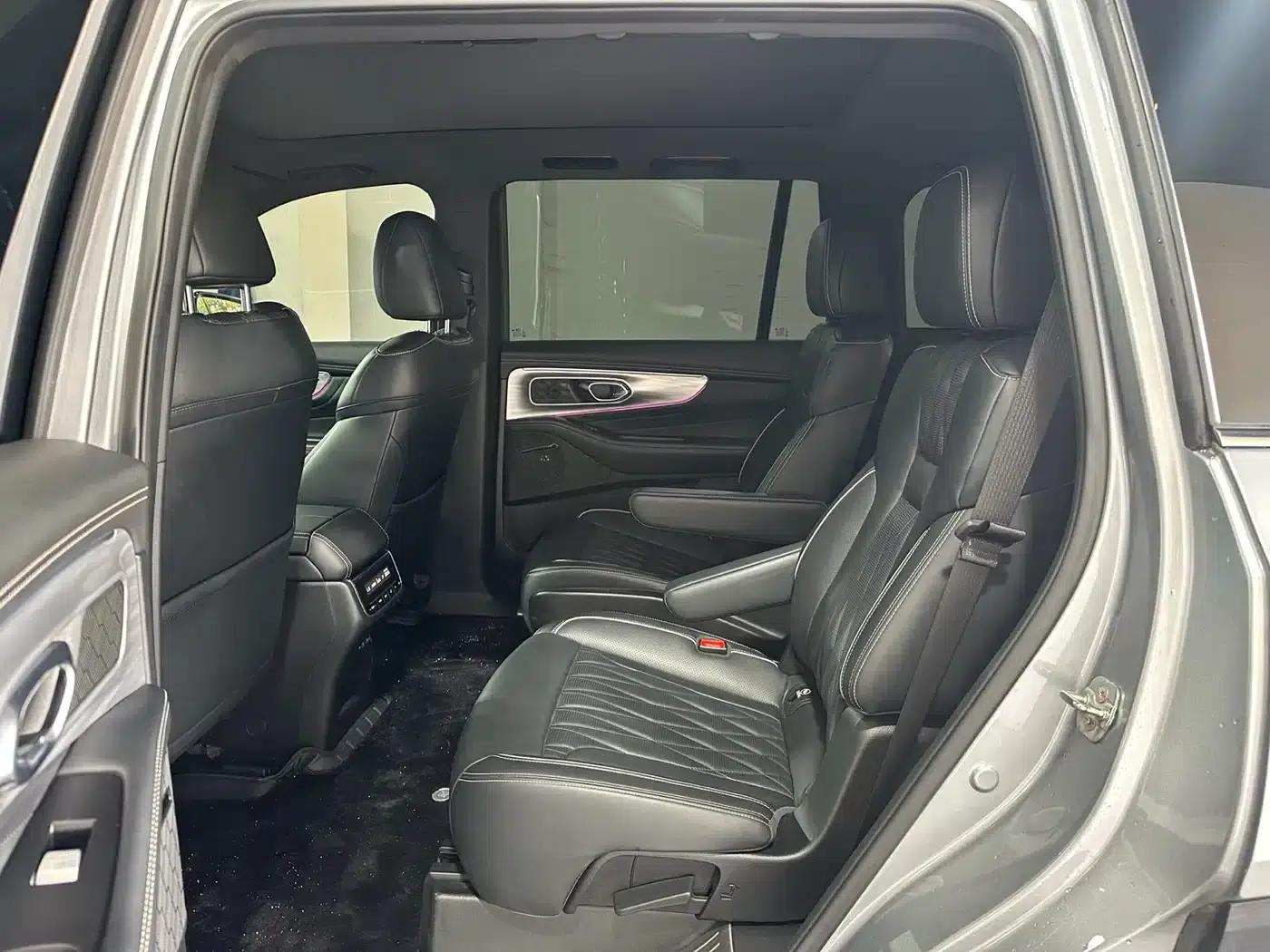Trumpchi GS8 2022 Navigator Series 2.0TGDI 2WD Luxury Intelligent Connected Edition (Six Seats) — миниатюра 6