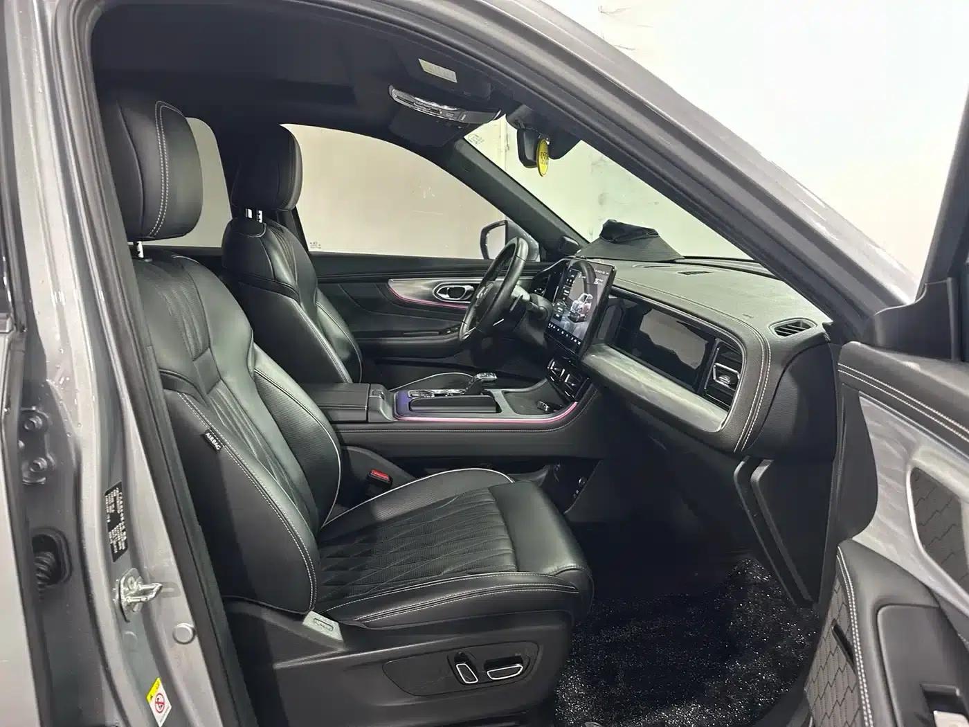 Trumpchi GS8 2022 Navigator Series 2.0TGDI 2WD Luxury Intelligent Connected Edition (Six Seats) — миниатюра 8