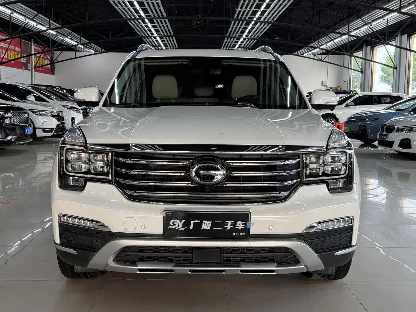 Trumpchi GS8 2017 320T 2WD Luxury Intelligent Connected Edition (7-seater) — миниатюра 2