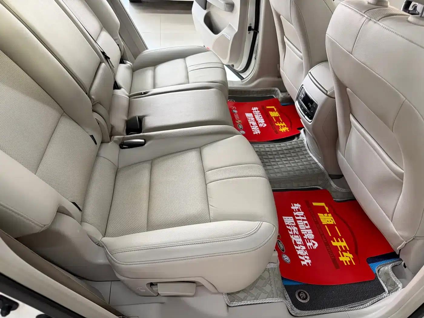 Trumpchi GS8 2017 320T 2WD Luxury Intelligent Connected Edition (7-seater) — миниатюра 12