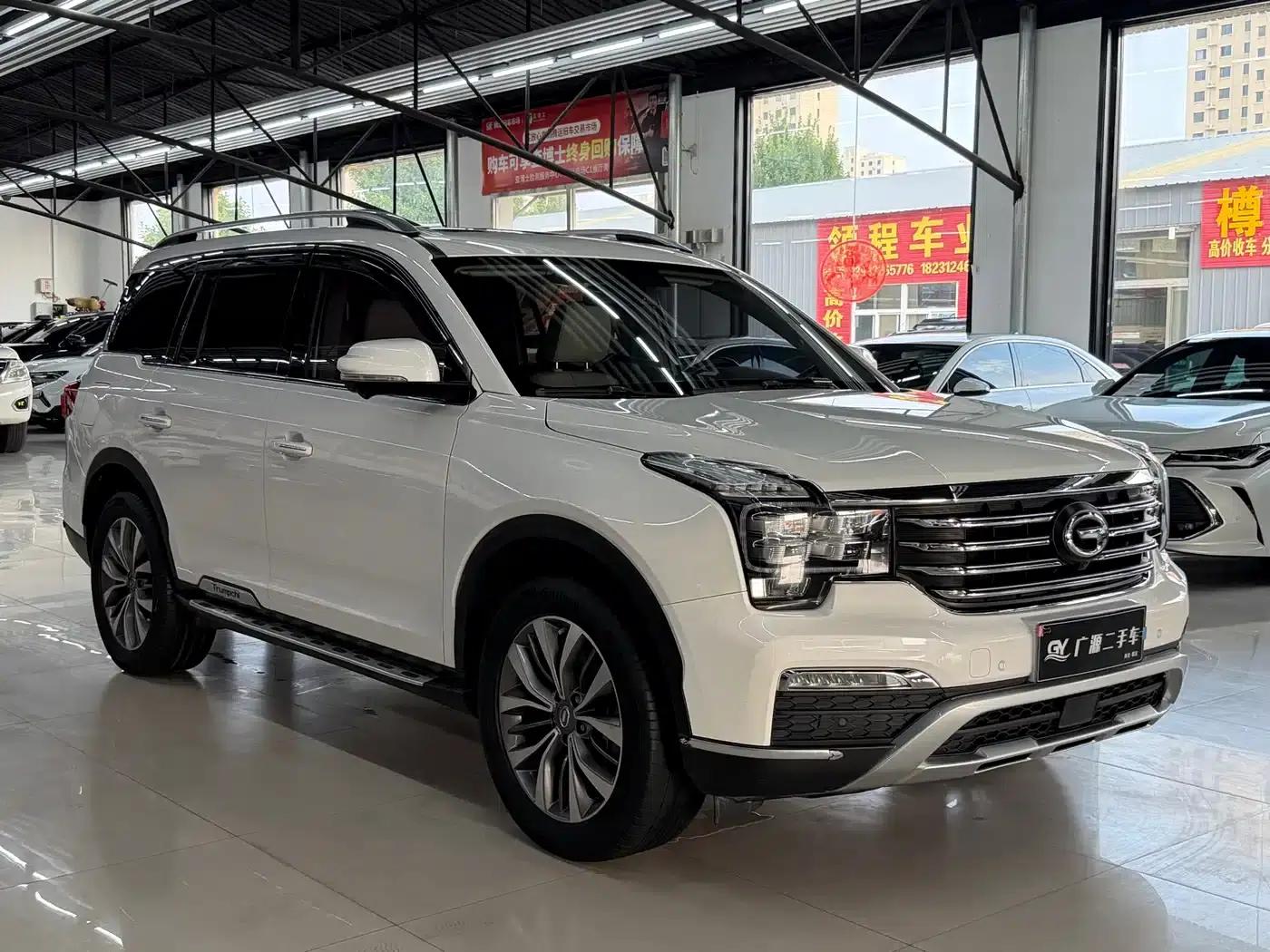 Trumpchi GS8 2017 320T 2WD Luxury Intelligent Connected Edition (7-seater) — миниатюра 3