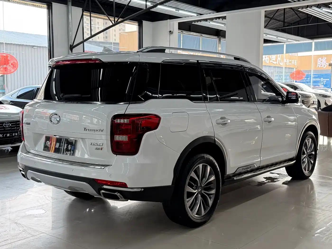 Trumpchi GS8 2017 320T 2WD Luxury Intelligent Connected Edition (7-seater) — миниатюра 4