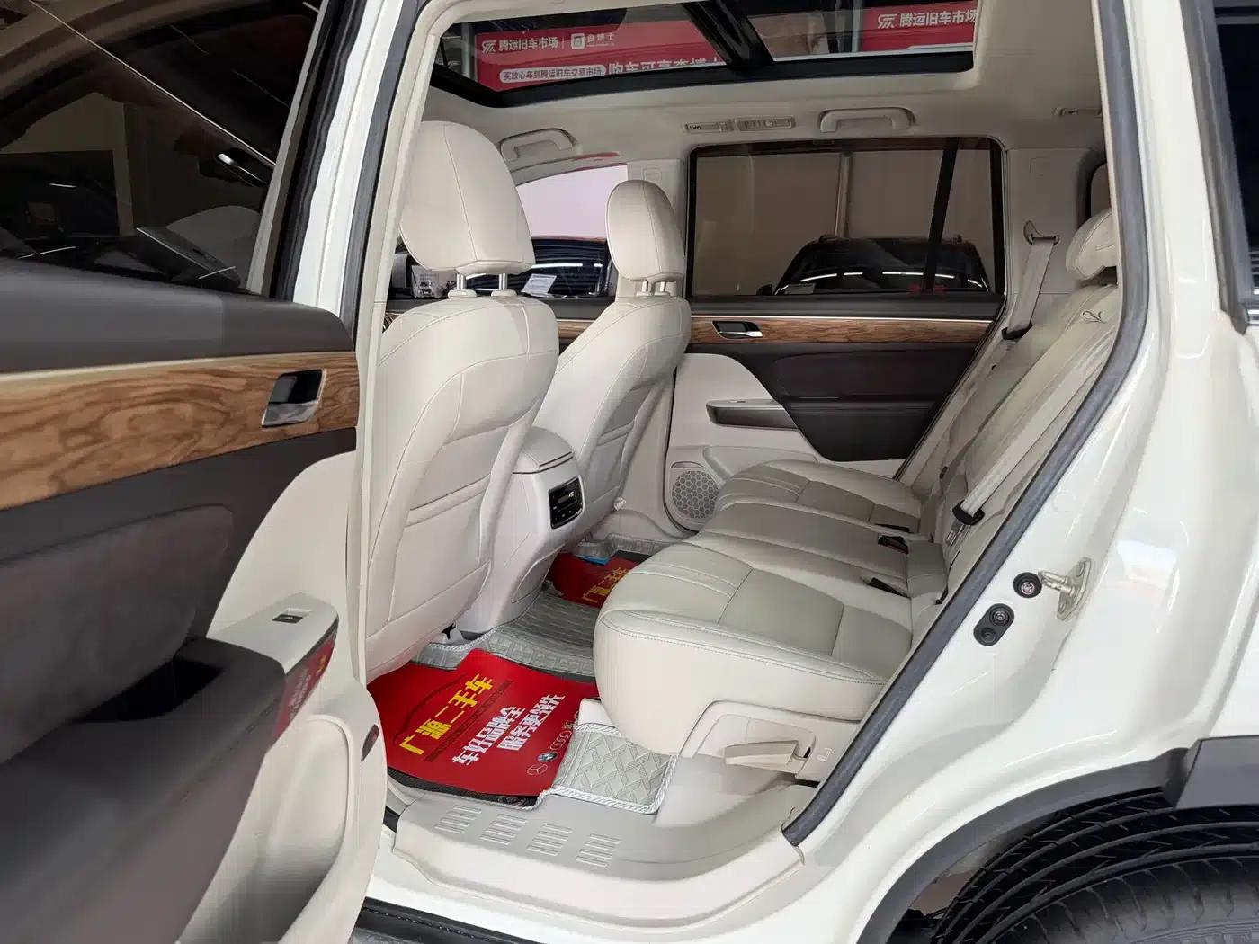 Trumpchi GS8 2017 320T 2WD Luxury Intelligent Connected Edition (7-seater) — миниатюра 8