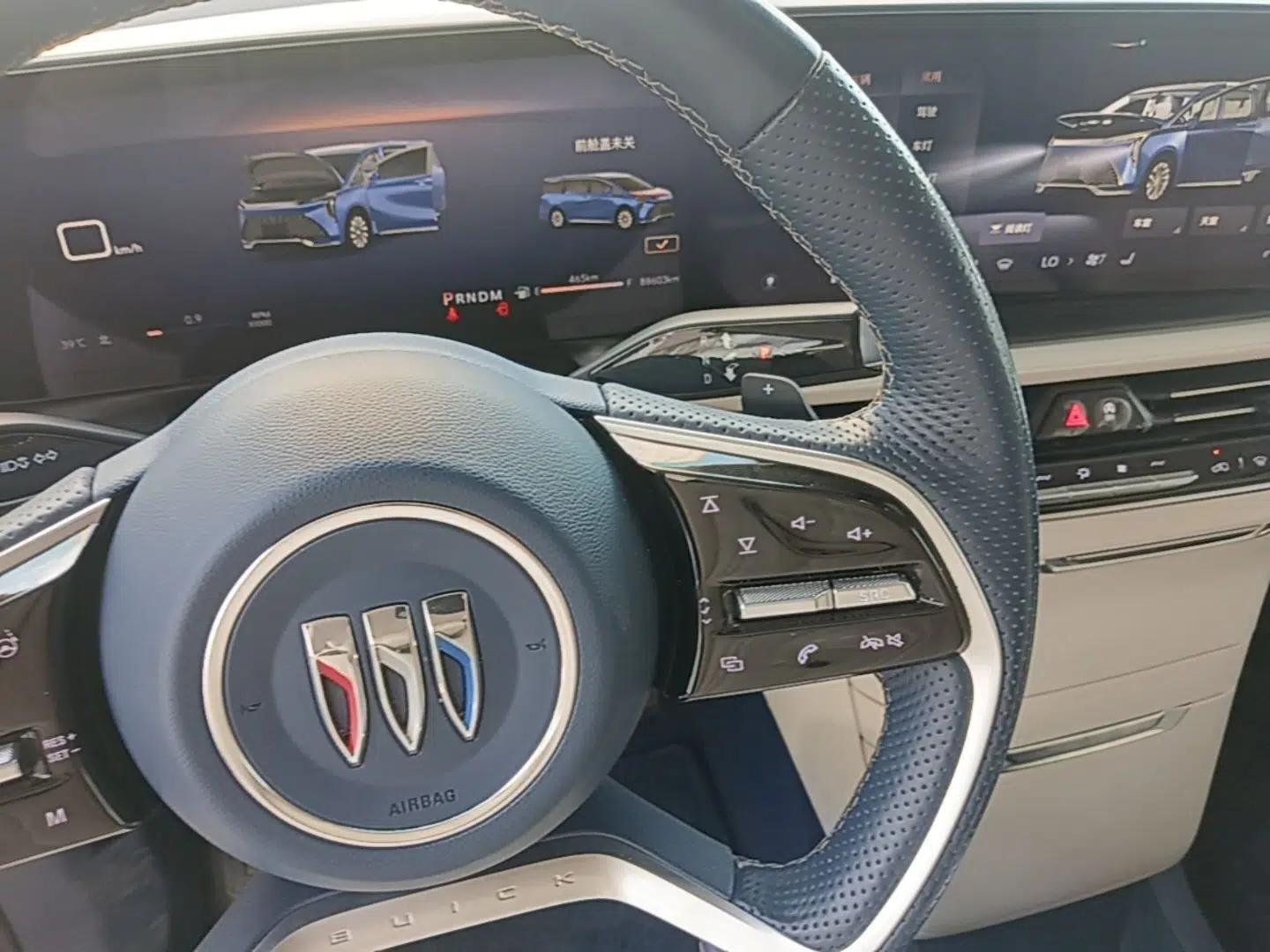 Buick Century 2023 2.0T Six-Seater Yinshi Edition — миниатюра 16