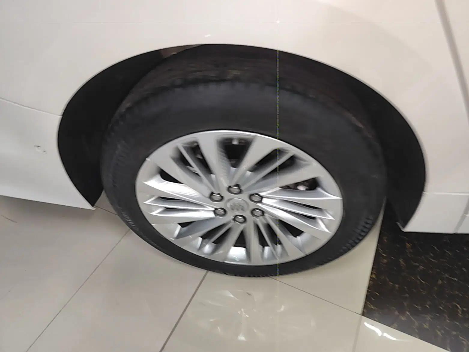 Buick Century 2025 2.0T Six-Seater YinShi Edition — миниатюра 11