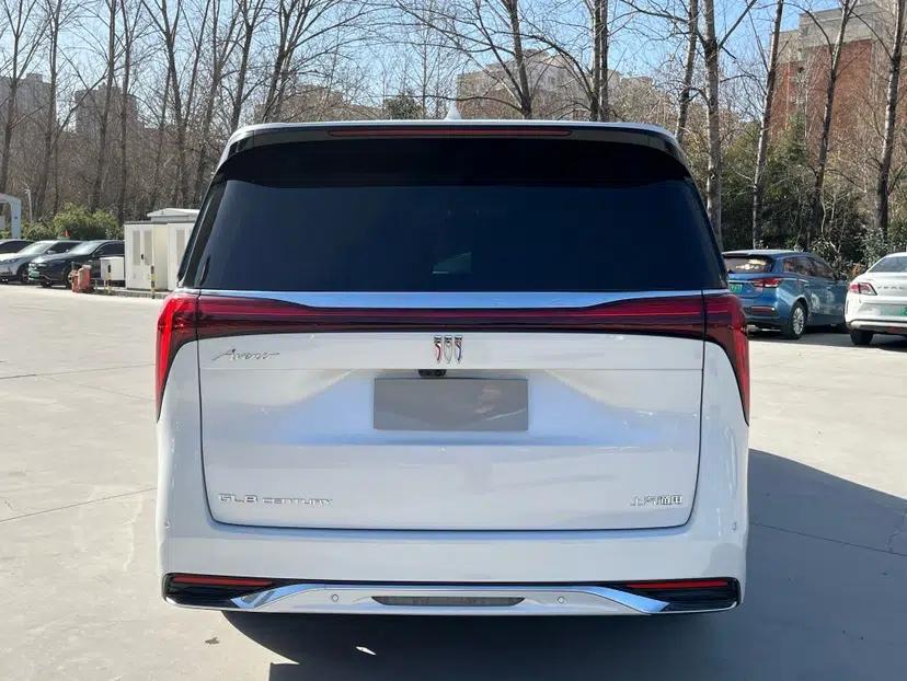 Buick Century 2025 2.0T Six-Seater YinShi Edition — миниатюра 15