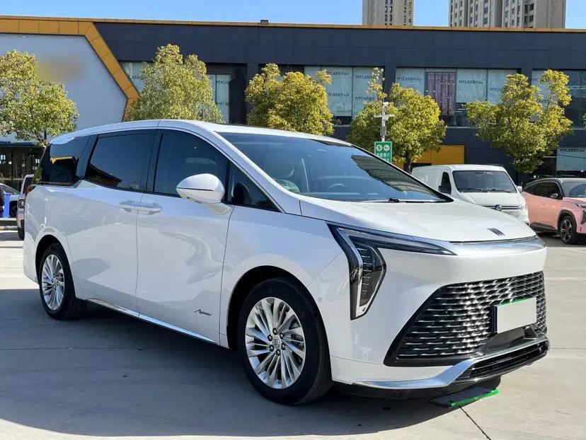Buick Century 2025 2.0T Six-Seater YinShi Edition — миниатюра 16