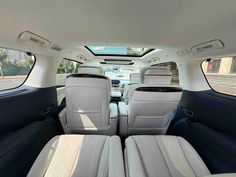 Buick Century 2025 2.0T Six-Seater YinShi Edition — миниатюра 32