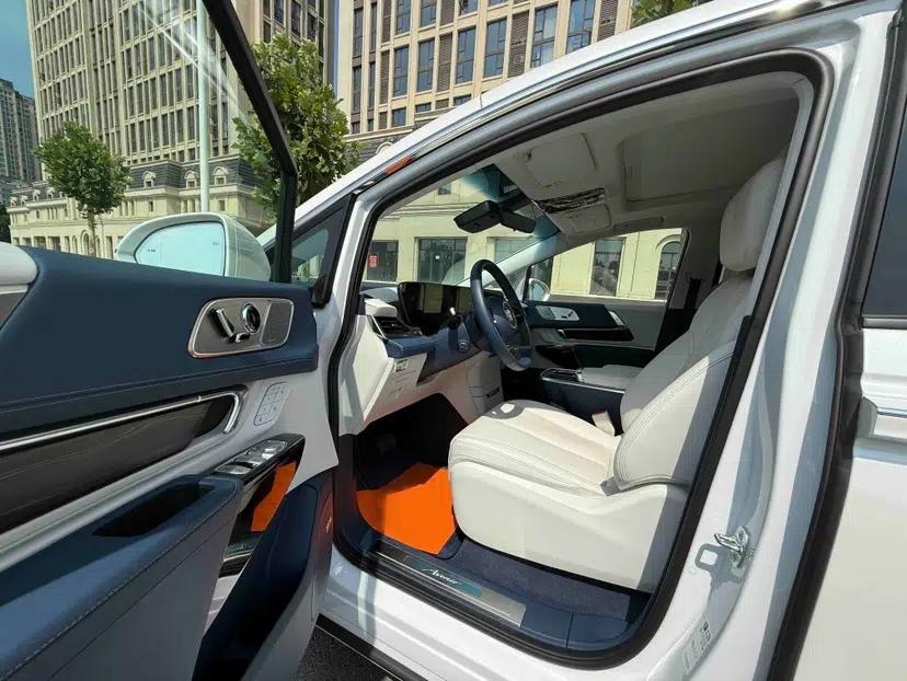 Buick Century 2025 2.0T Six-Seater YinShi Edition — миниатюра 33