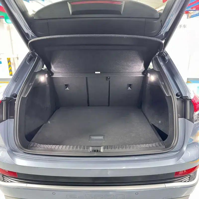 Audi Q4 e-tron 2024 Model 40 e-tron Trailblazer — миниатюра 14