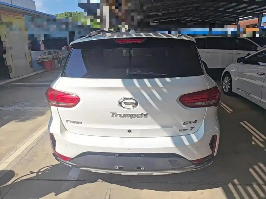 Trumpchi GS4 2018 235T Automatic 2WD Luxury Intelligent Connectivity Millionth Anniversary Edition — миниатюра 6