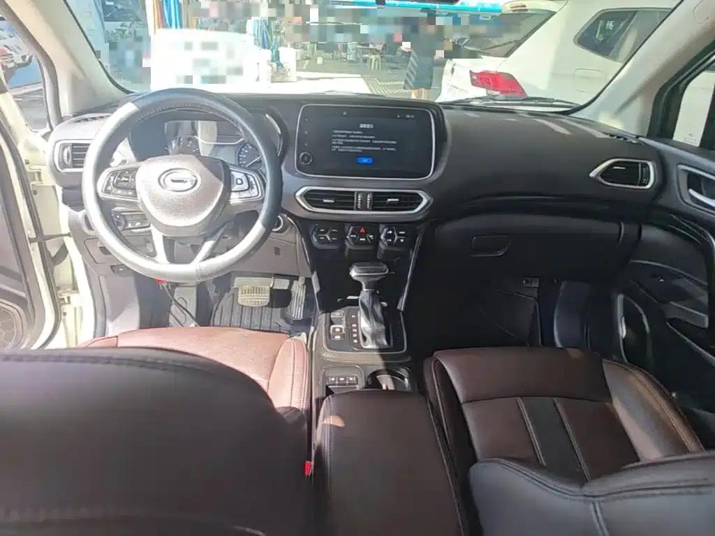 Trumpchi GS4 2018 235T Automatic 2WD Luxury Intelligent Connectivity Millionth Anniversary Edition — миниатюра 10