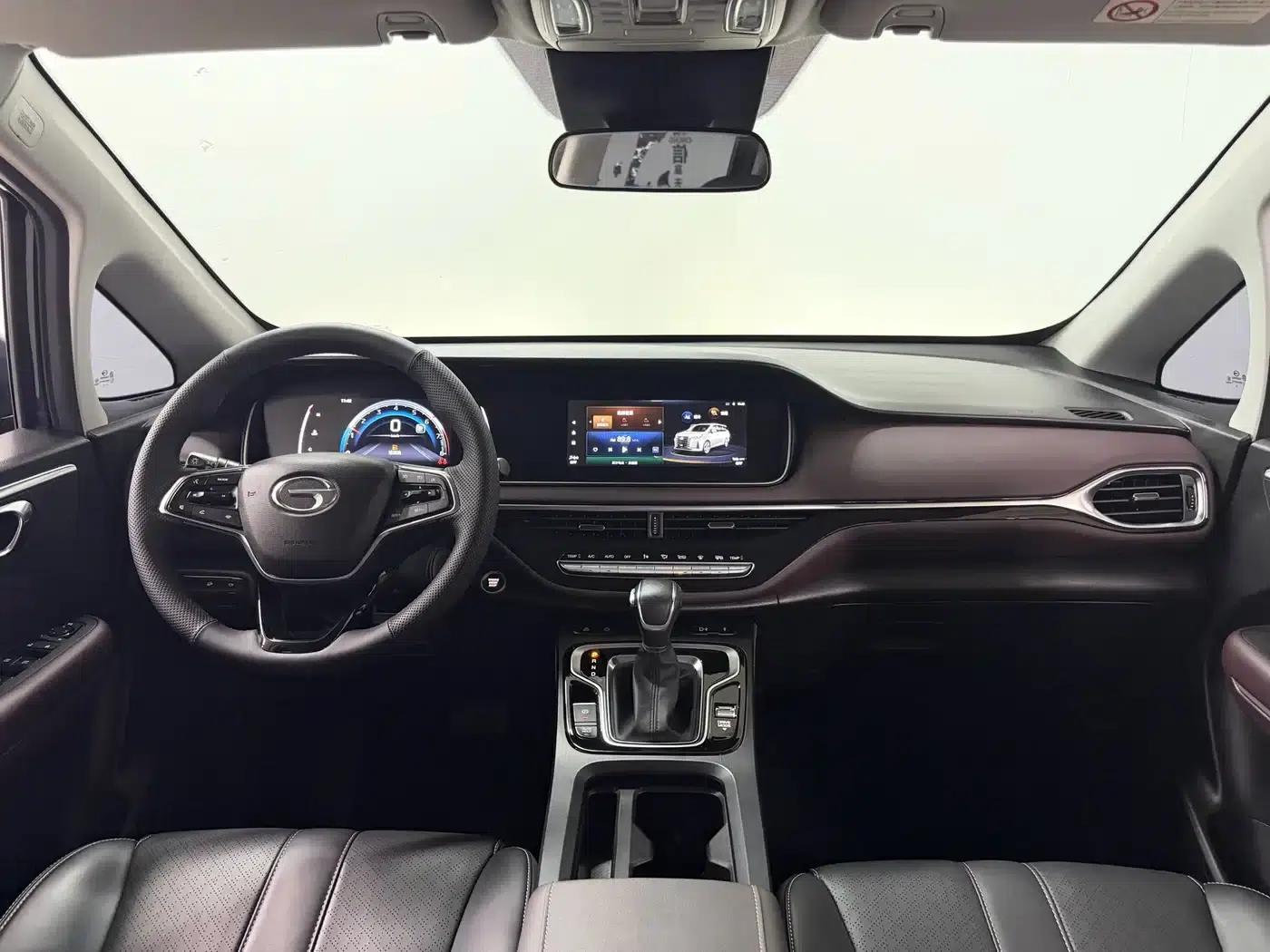 Trumpchi M6 2021 270T DCT Premium Edition (7-seater) — миниатюра 14