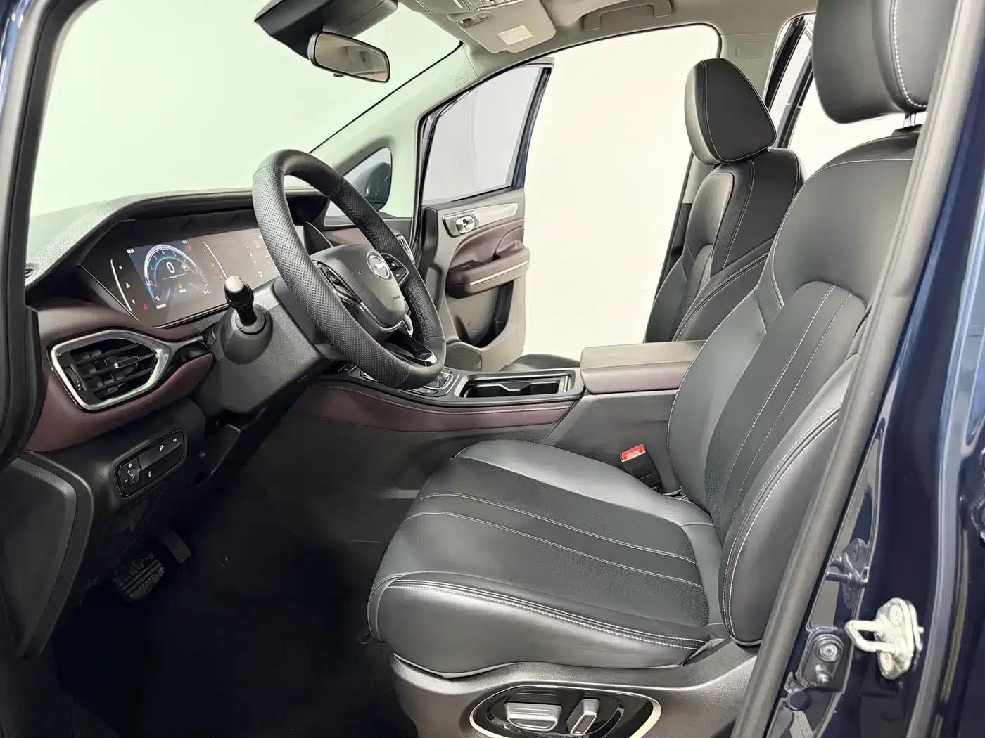 Trumpchi M6 2021 270T DCT Premium Edition (7-seater) — миниатюра 7