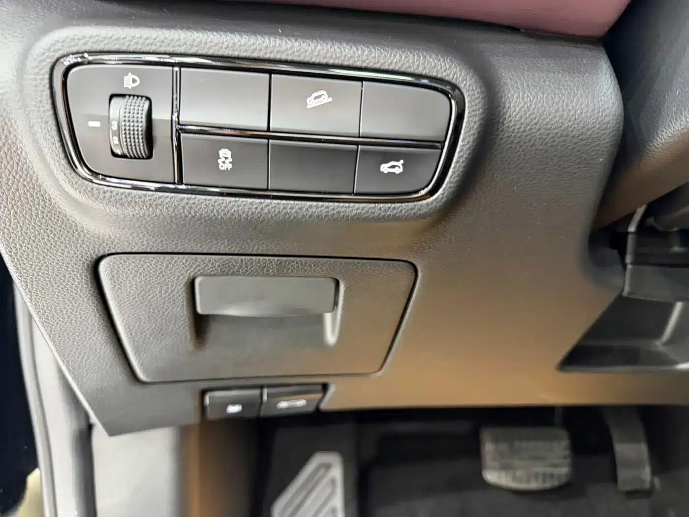 Trumpchi M6 2021 PRO 270T Automatic Luxury Edition — миниатюра 9