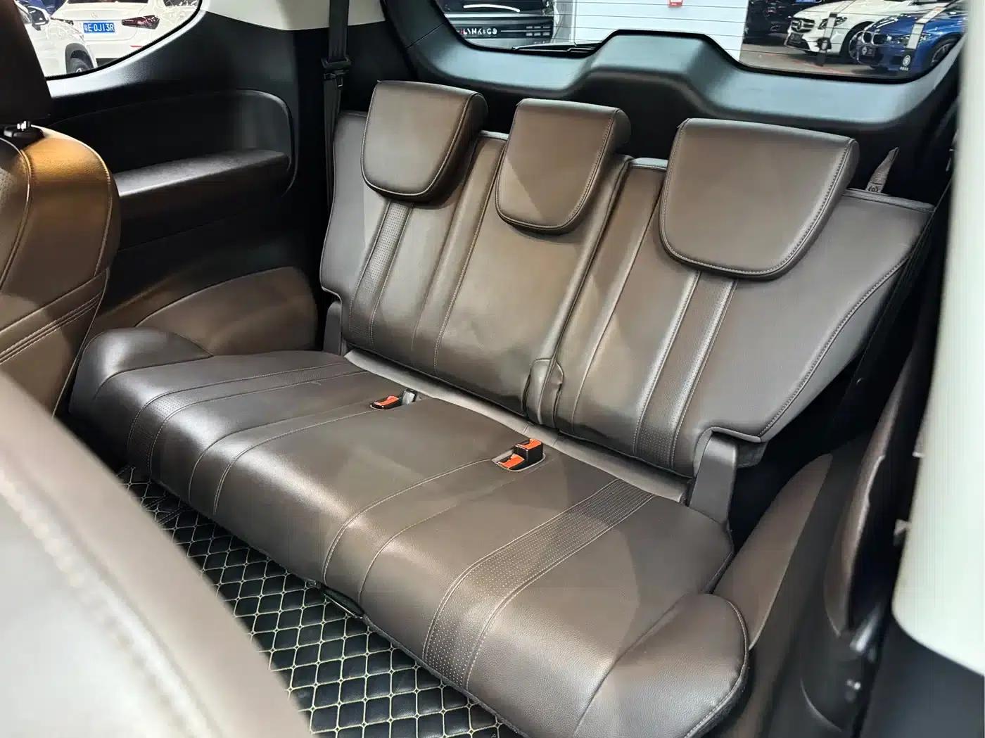 Trumpchi M6 2019 270T DCT Luxury Edition (7-seater) National VI Emission Standard — миниатюра 11