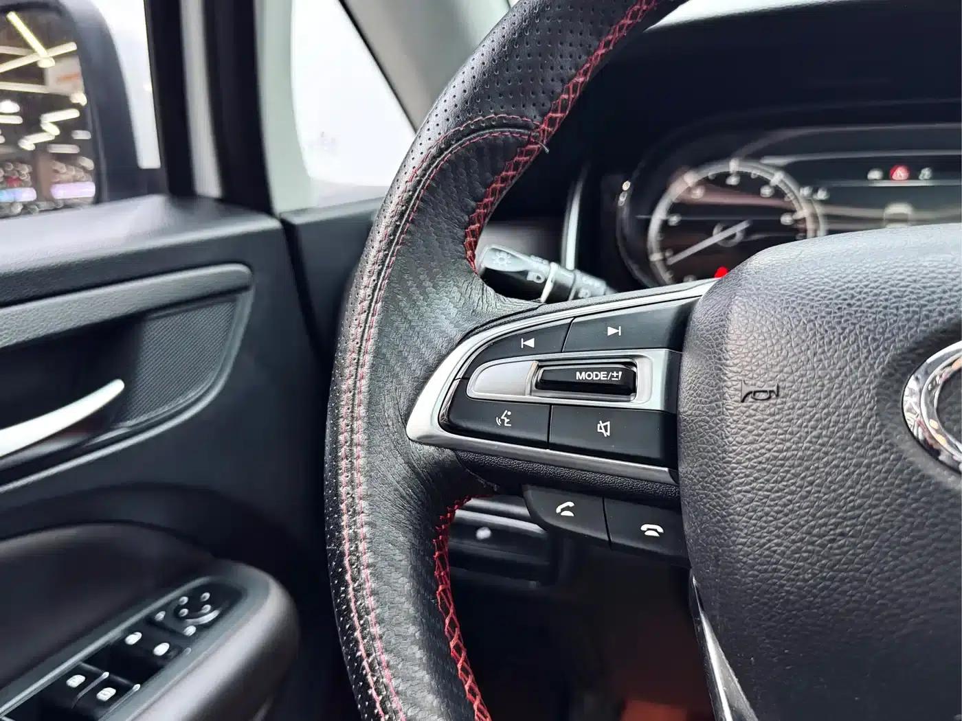 Trumpchi M6 2019 270T DCT Luxury Edition (7-seater) National VI Emission Standard — миниатюра 18