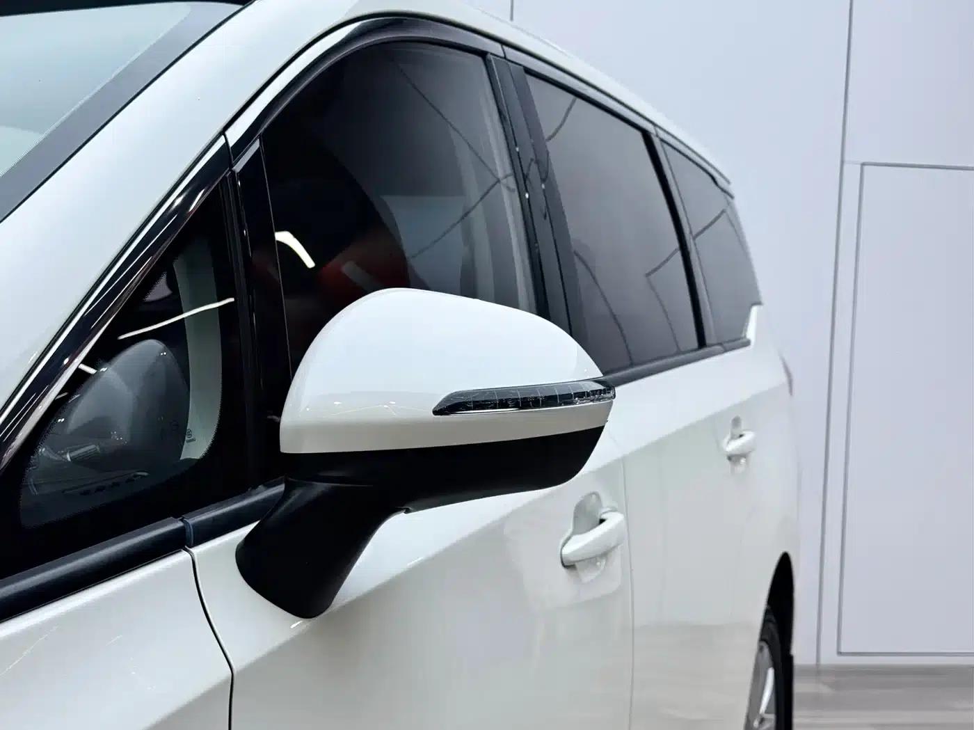 Trumpchi M6 2019 270T DCT Luxury Edition (7-seater) National VI Emission Standard — миниатюра 24