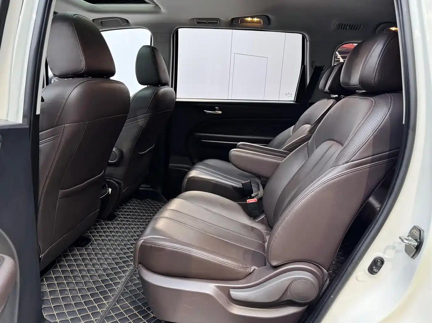 Trumpchi M6 2019 270T DCT Luxury Edition (7-seater) National VI Emission Standard — миниатюра 10