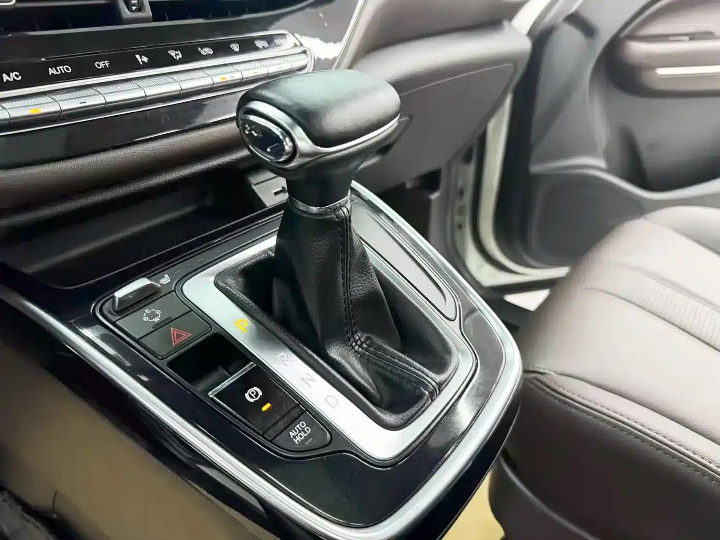 Trumpchi M6 2019 270T Automatic Premium Edition (Six Seats) National V Emission Standard — миниатюра 11