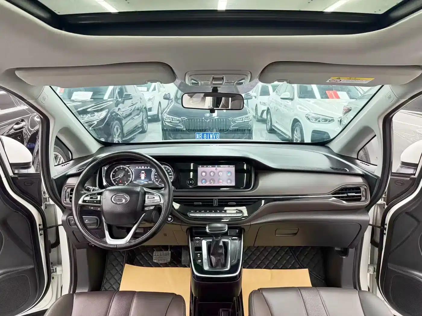 Trumpchi M6 2019 270T Automatic Premium Edition (Six Seats) National V Emission Standard — миниатюра 9