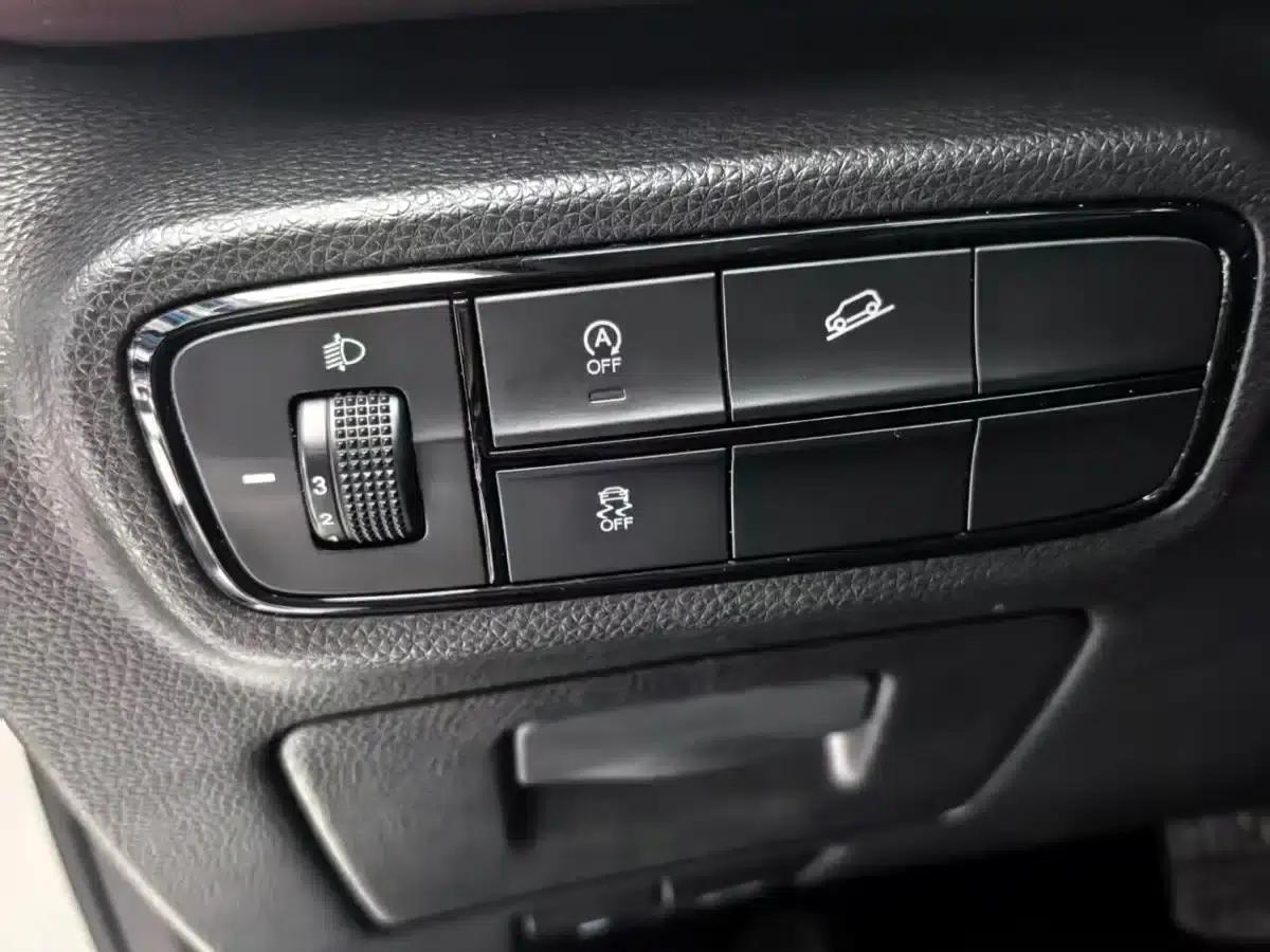 Trumpchi M6 2021 PRO 270T Automatic Luxury Edition — миниатюра 8
