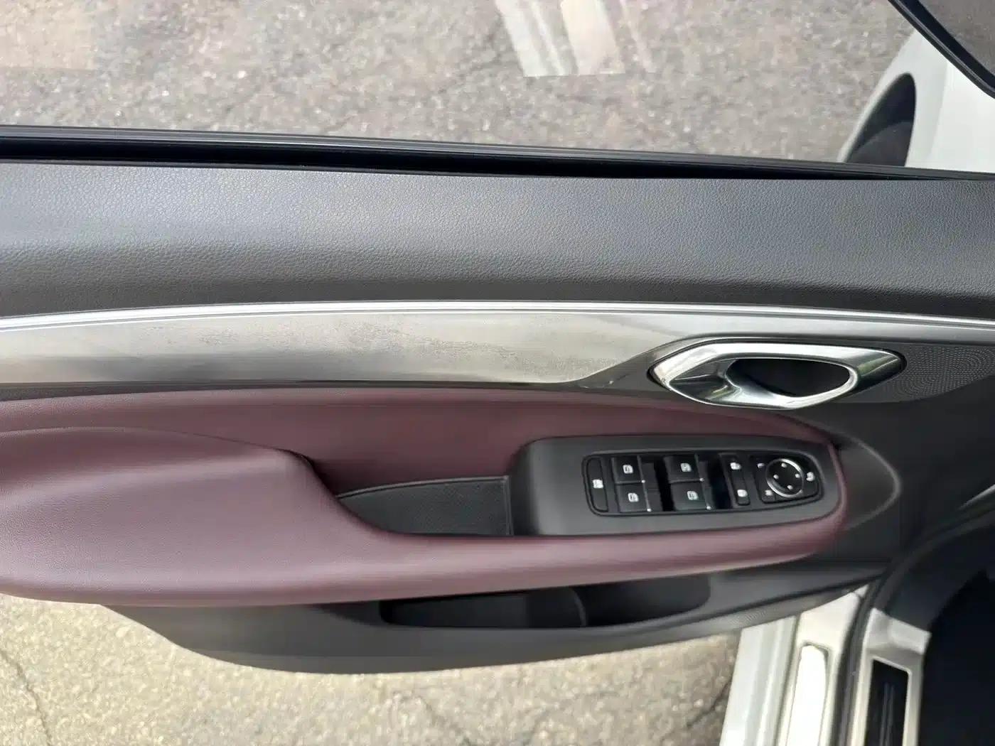 Trumpchi M6 2021 270T DCT Luxury Edition (7-seater) — миниатюра 4