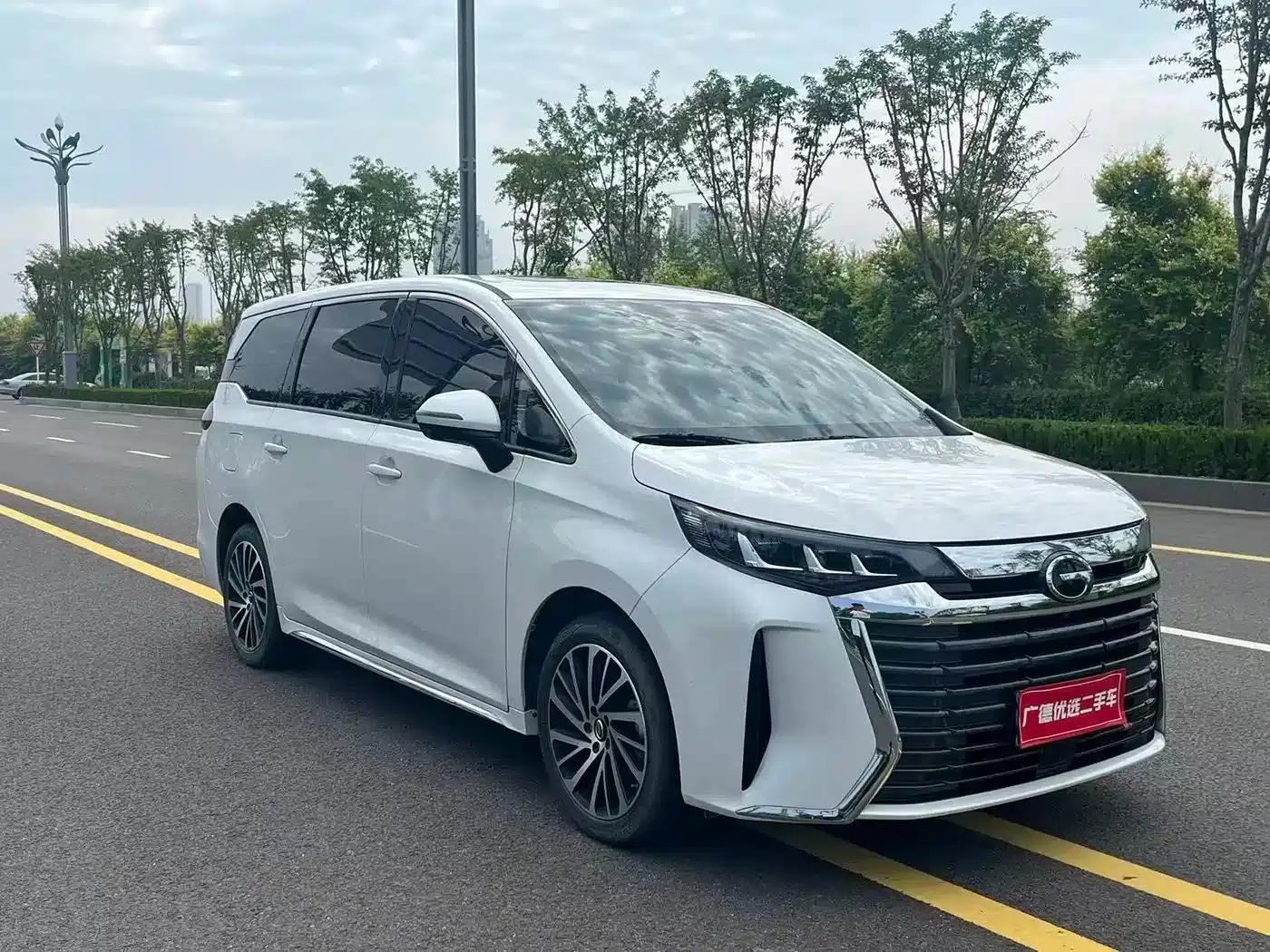 Trumpchi M6 2023 PRO 270T DCT Premium Edition — миниатюра 2