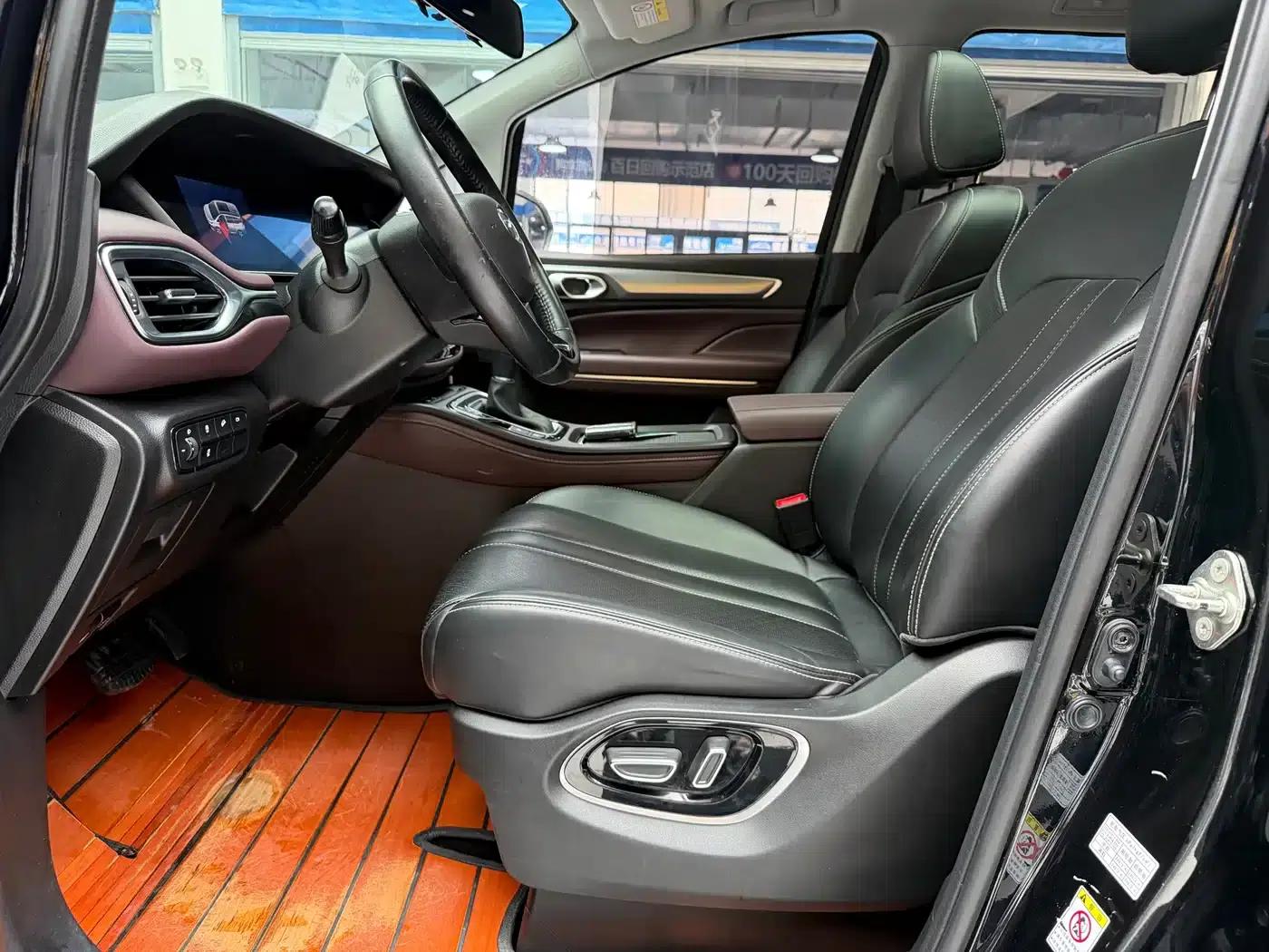 Trumpchi M6 2021 PRO 270T Automatic Premium Edition — миниатюра 5