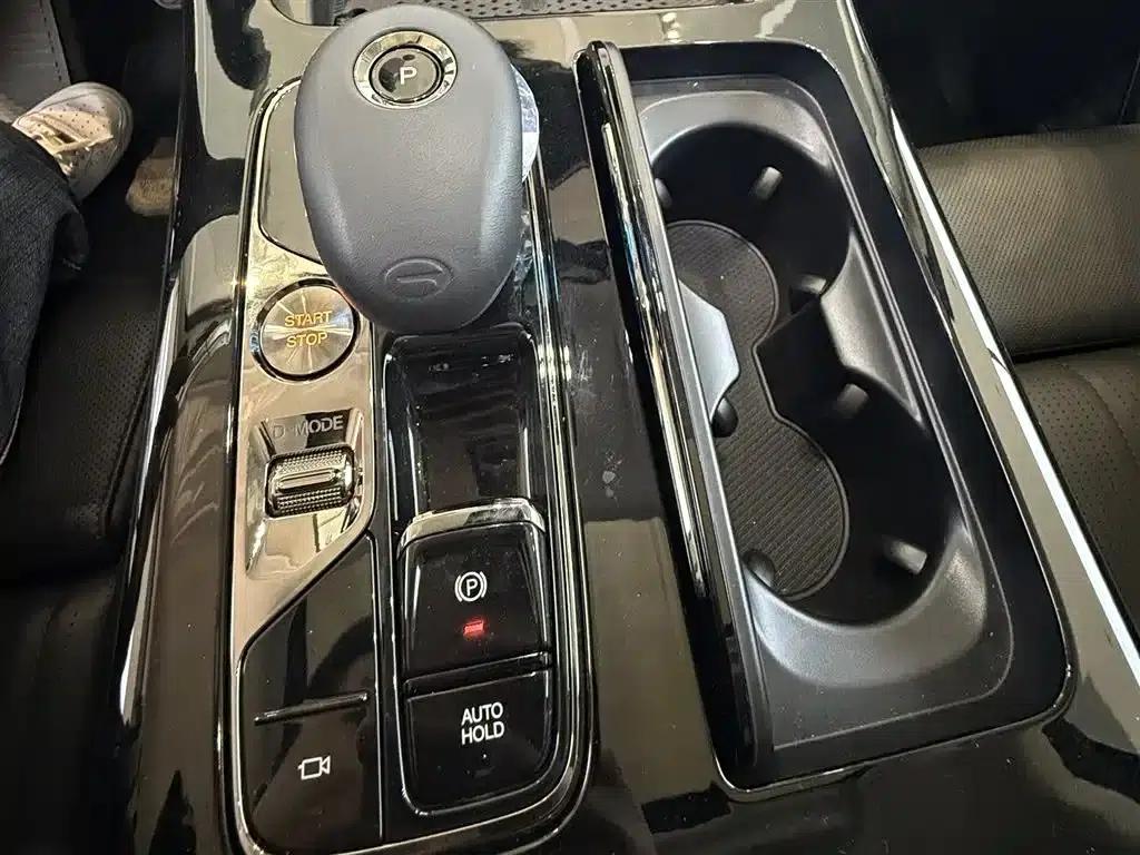 Trumpchi E9 2024 E9 Champion Edition — миниатюра 15