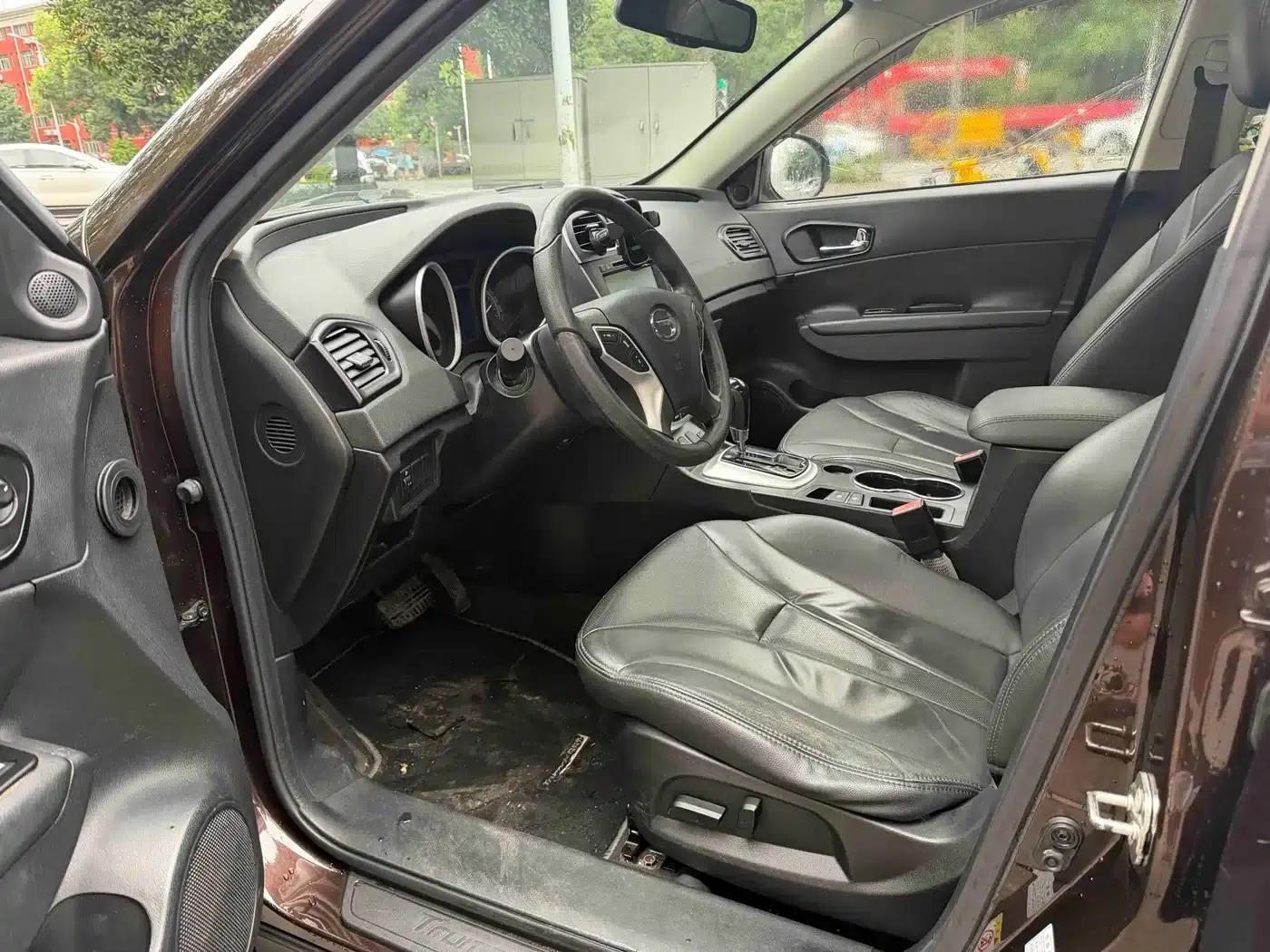 Trumpchi GS5 2014 2.0L Automatic 2WD Anniversary Value-Added Edition — миниатюра 8