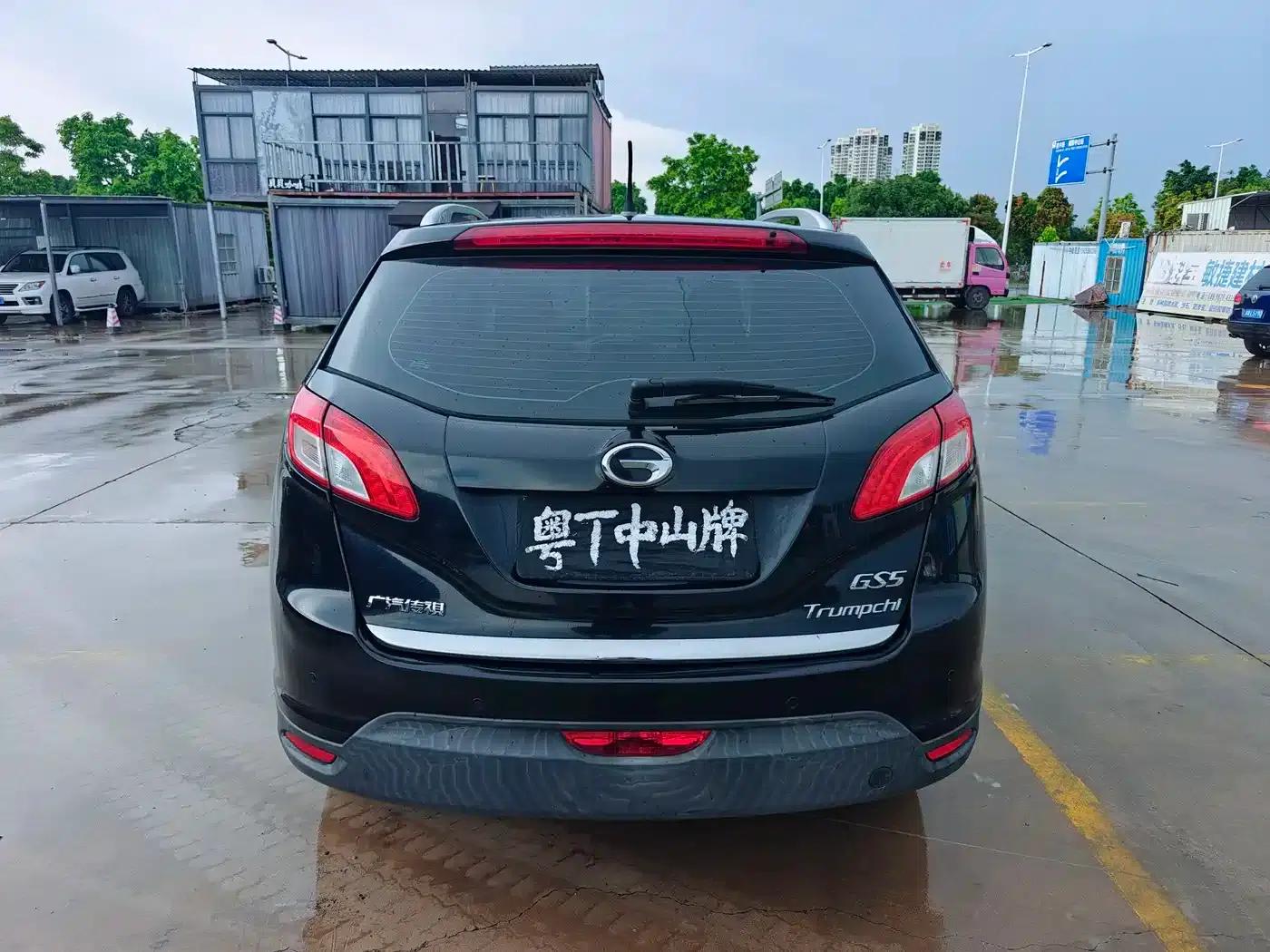 Trumpchi GS5 2014 2.0L Automatic 2WD Premium Edition — миниатюра 5