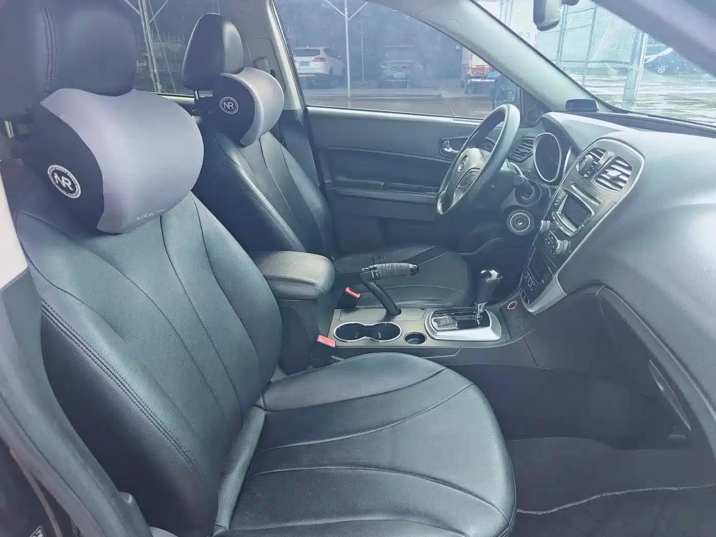 Trumpchi GS5 2014 2.0L Automatic 2WD Premium Edition — миниатюра 8