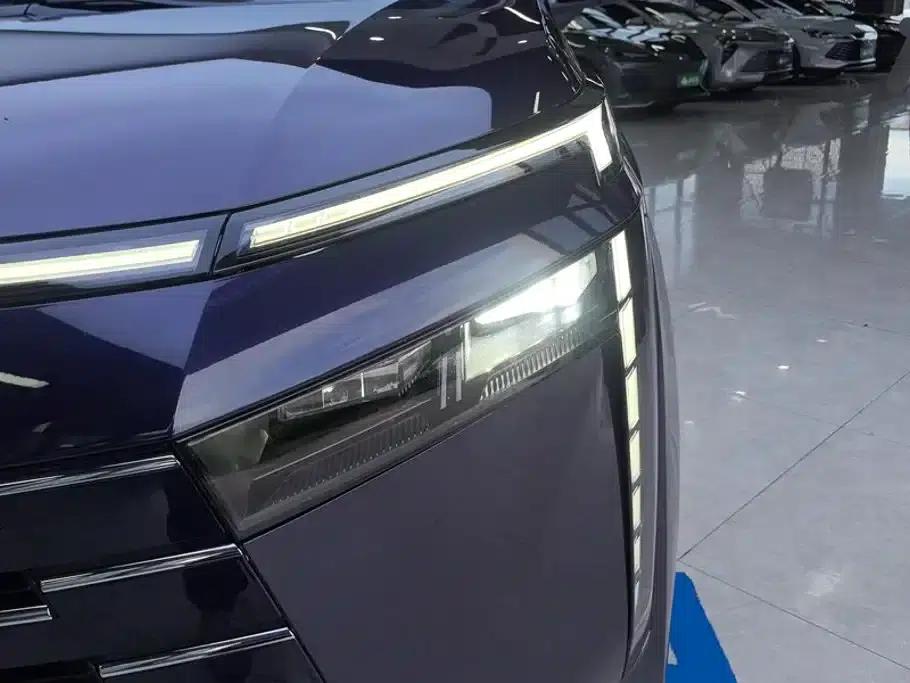 Trumpchi E8 PHEV 2024 Model 150km MAX — миниатюра 5